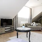 Pihtla Tee Kuelaliskorter 2 Апартаменты