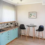 Апартаменты Pihtla Tee Kuelaliskorter 2 Курессааре