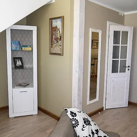 Pihtla Tee Kuelaliskorter 2 * Kuressaare