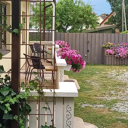 Apartment Pihtla Tee Kuelaliskorter 2